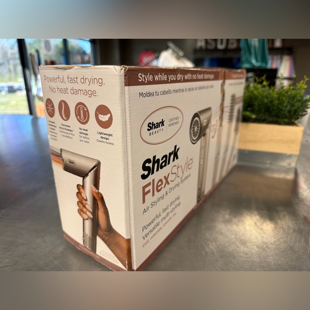 Shark FlexStyle System (NEW) - Picture 9 of 10